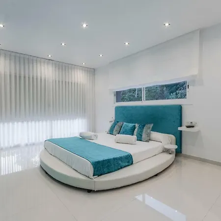 Luxurious Marly Iii To Two Minutes The Casa de Férias *